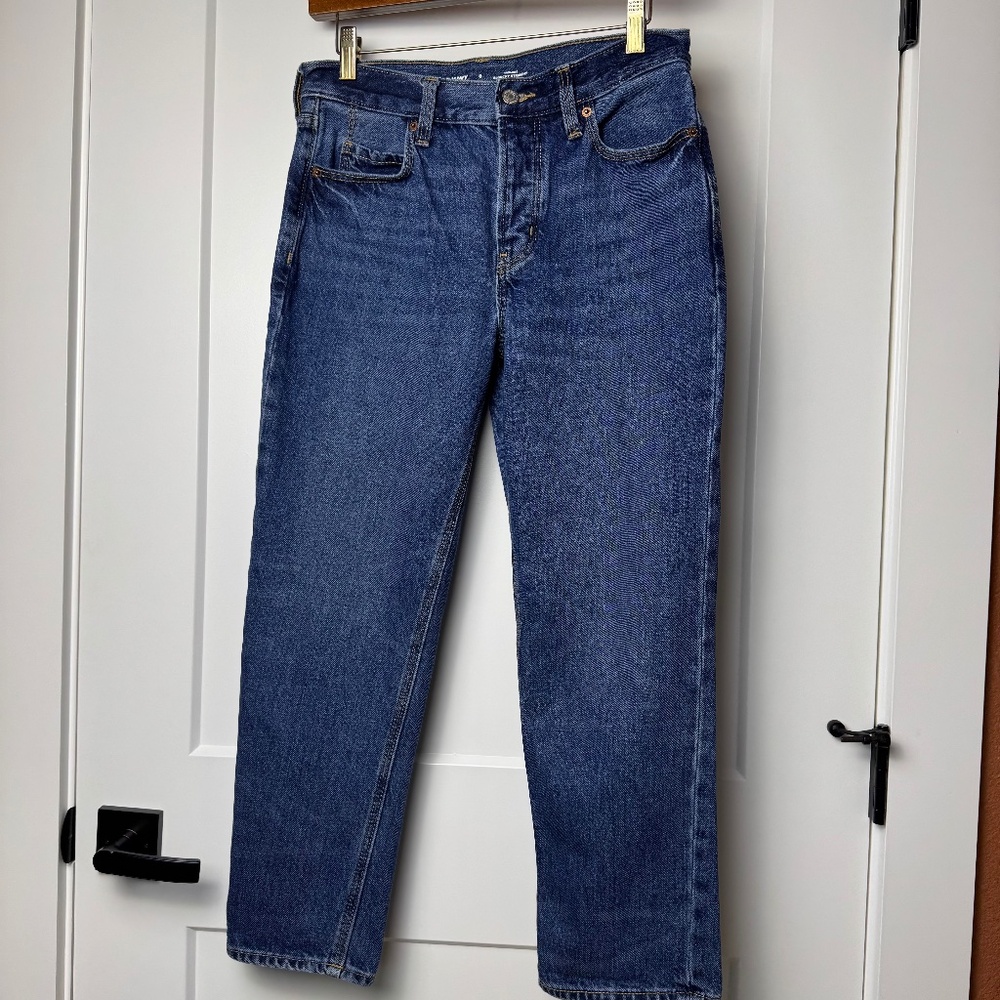 Old Navy High Rise Slouchy Straight jeans